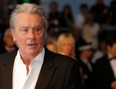 Στο νοσοκομείο εκτάκτως ο «αιώνιος» γόης του σινεμά, Αλέν Ντελόν